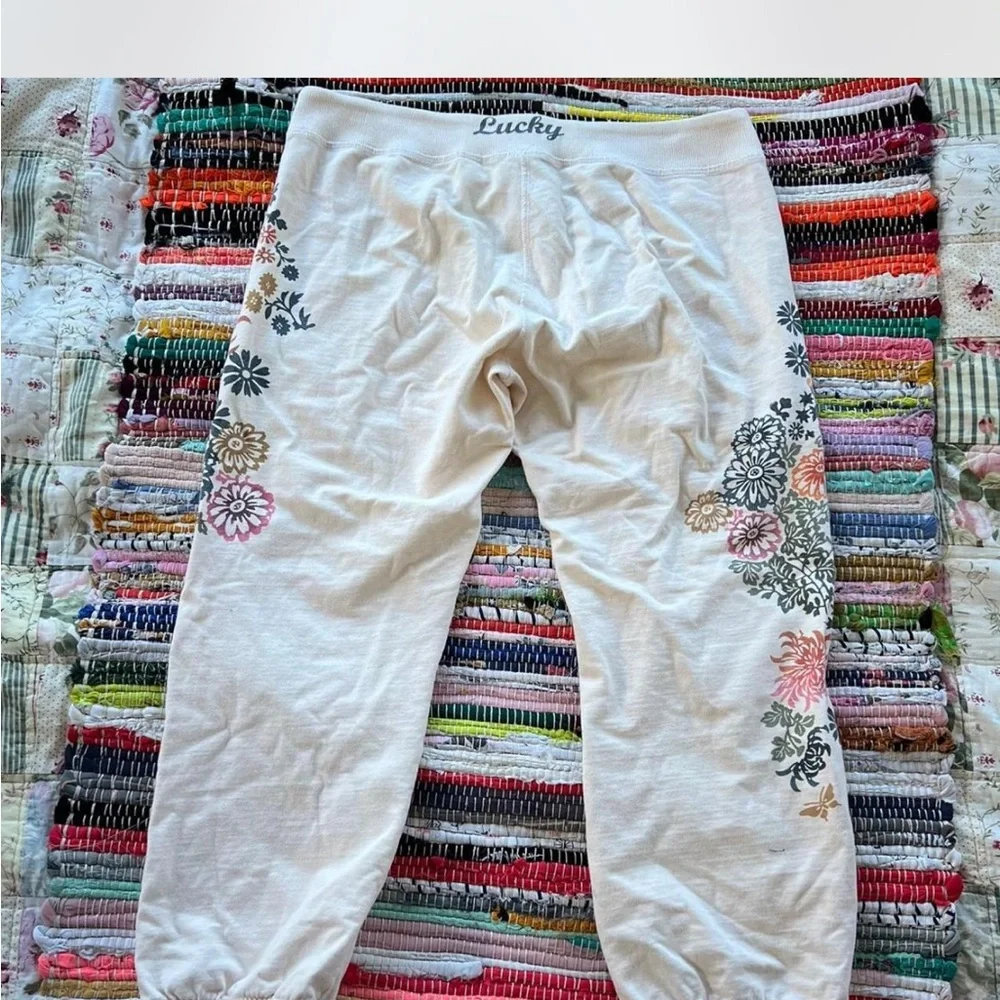 Lucky Brand Cream Cotton Top - Picture 2 of 7